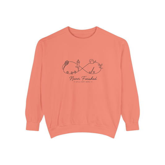 Garment Dyed Heritage Pullover | Active Seasons Graphic Sweatshirt | Active Lifestyle Top