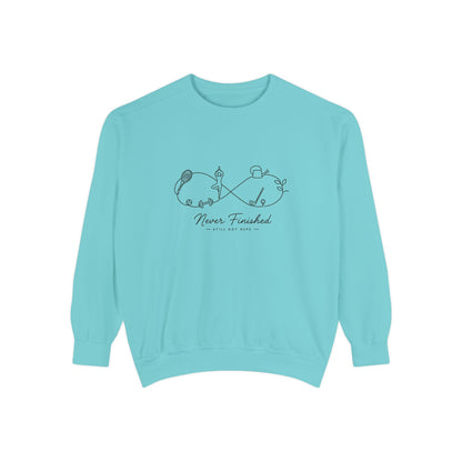 Garment Dyed Heritage Pullover | Active Seasons Graphic Sweatshirt | Active Lifestyle Top