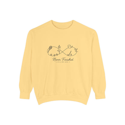 Garment Dyed Heritage Pullover | Active Seasons Graphic Sweatshirt | Active Lifestyle Top